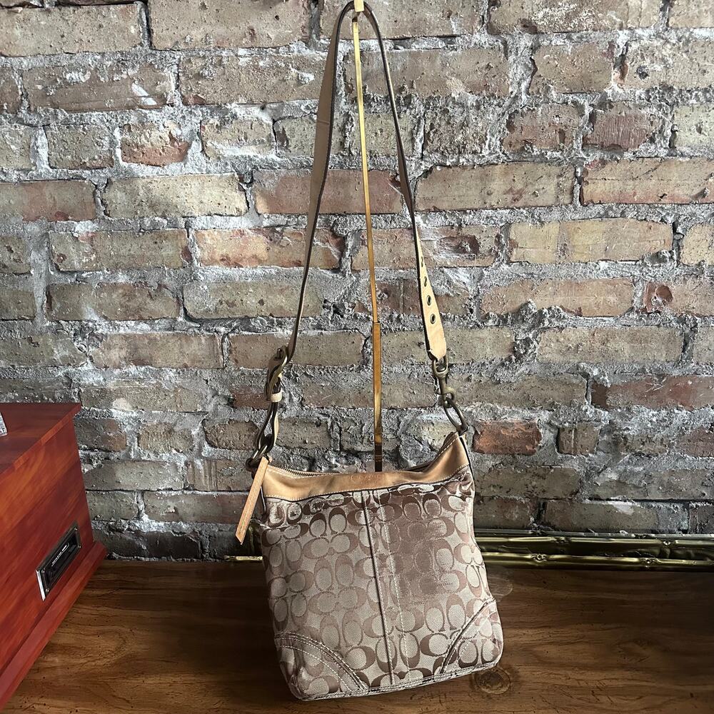 Vintage Coach 10403 Tan Legacy Signature Convertible Hobo Shoulder/Crossbody Bag